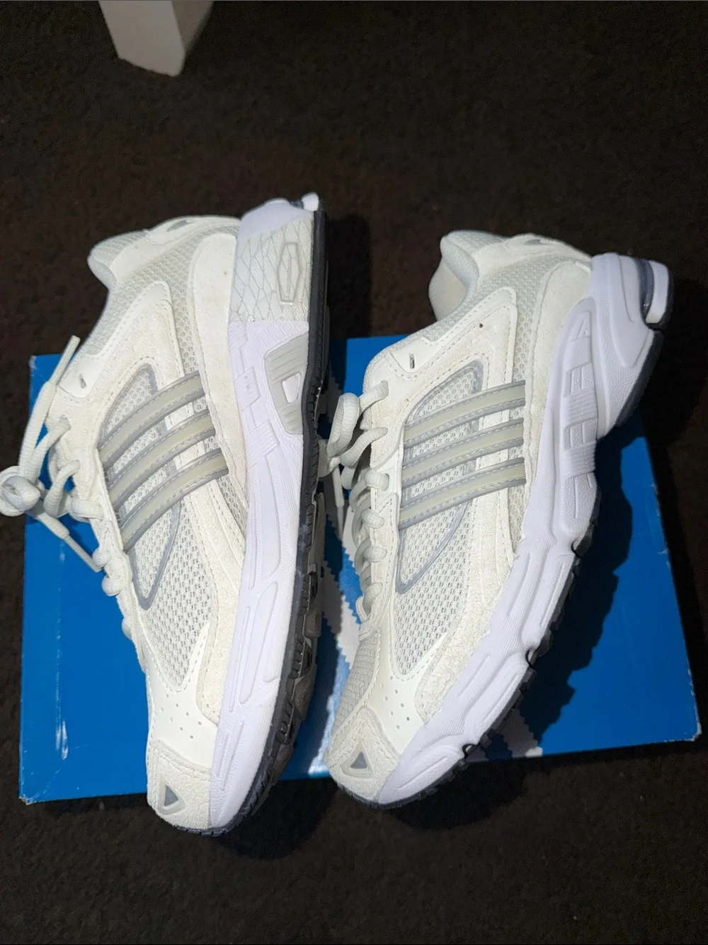 Adidas Response CL Women’s Cream/White Mesh Lace-Up Sneakers